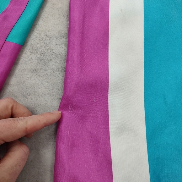 Carlisle Collection Women's Color Block Silk Tunic Top Size 6 - Picture 10 of 12